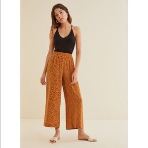 Amour Vert Salice Cropped Pants